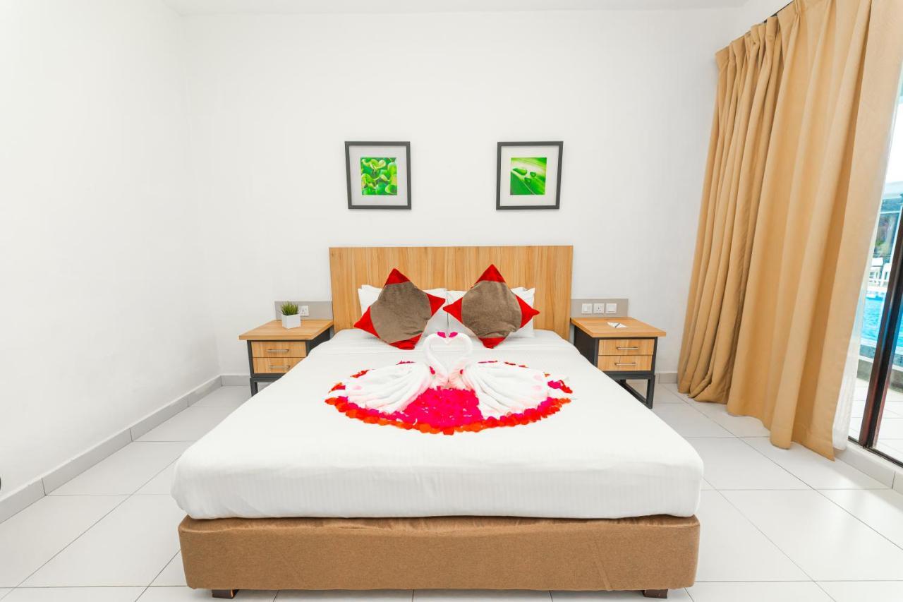 The Villa Langkawi Pantai Cenang  Eksteriør billede