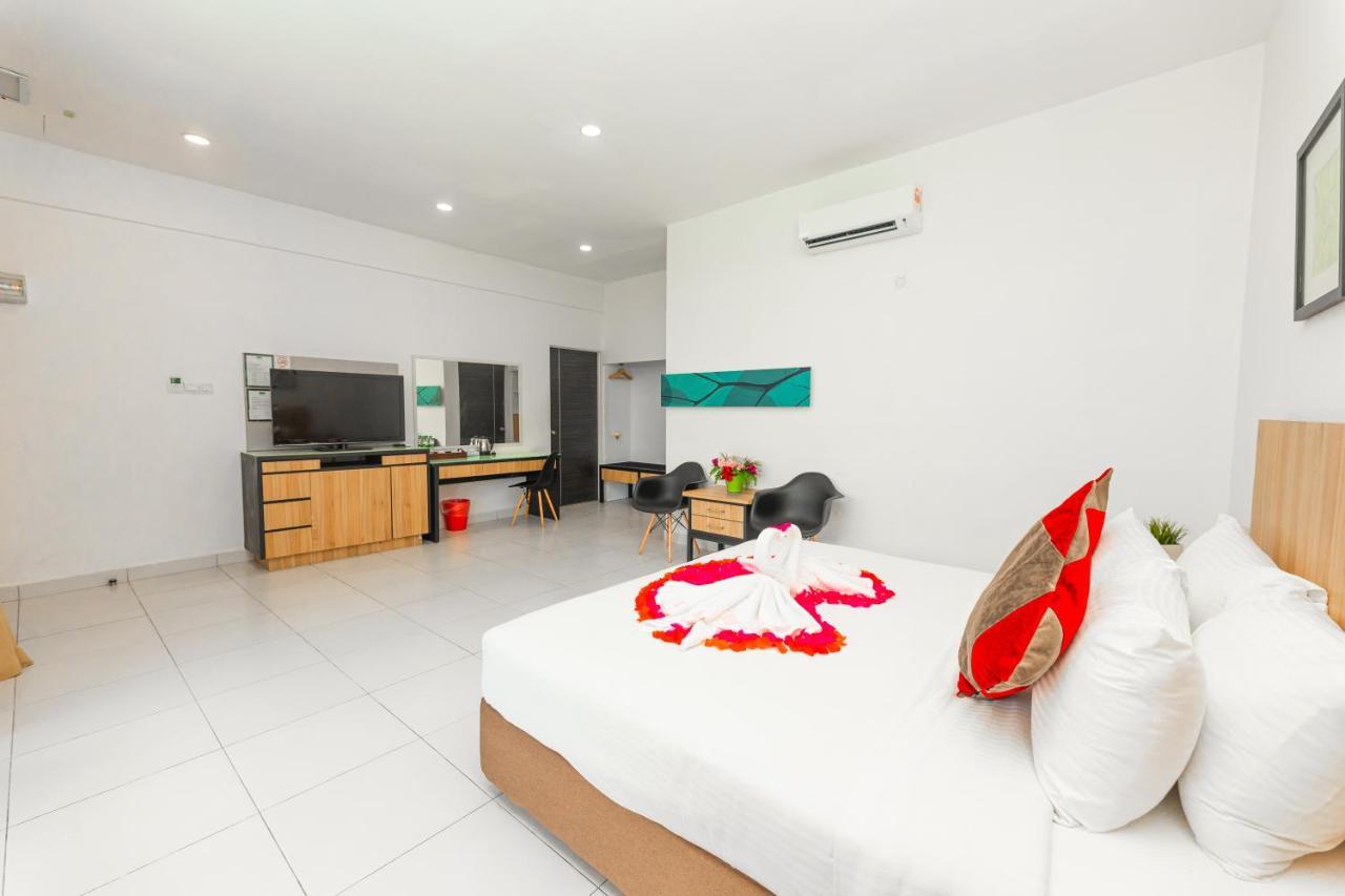The Villa Langkawi Pantai Cenang  Eksteriør billede